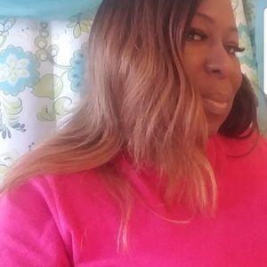 Meet your Posher, Regina